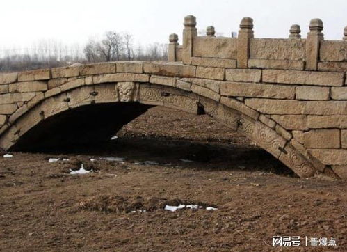 山西 文物周边鸡羊一起养 畜禽粪便及污水